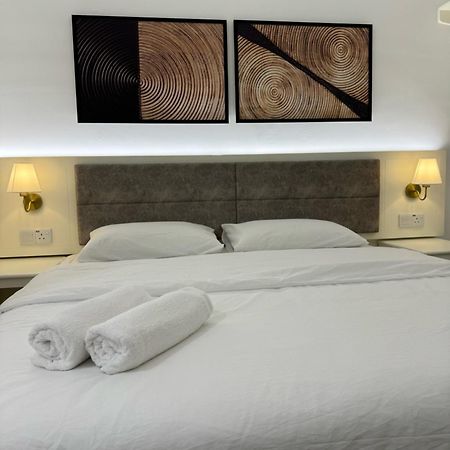 52 The Grace Hotel Muar Buitenkant foto