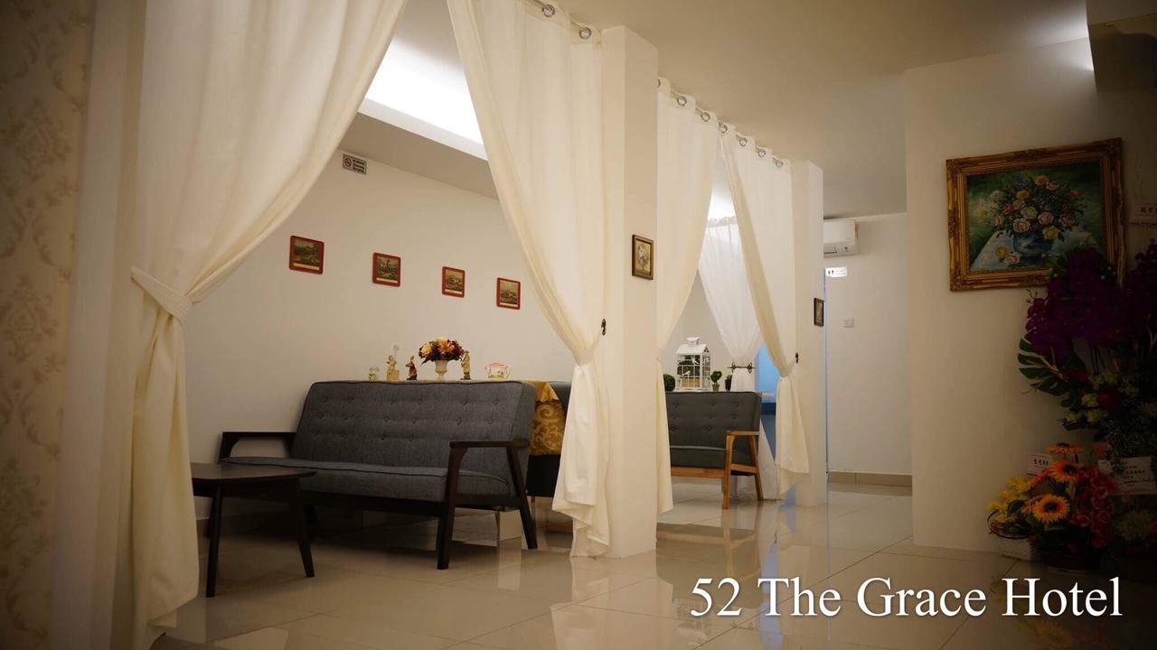 52 The Grace Hotel Muar Buitenkant foto
