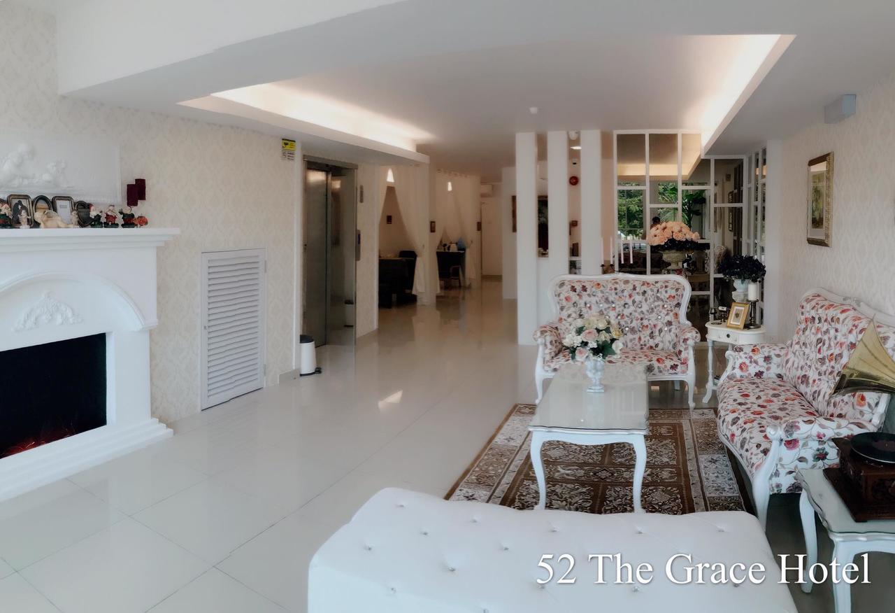 52 The Grace Hotel Muar Buitenkant foto